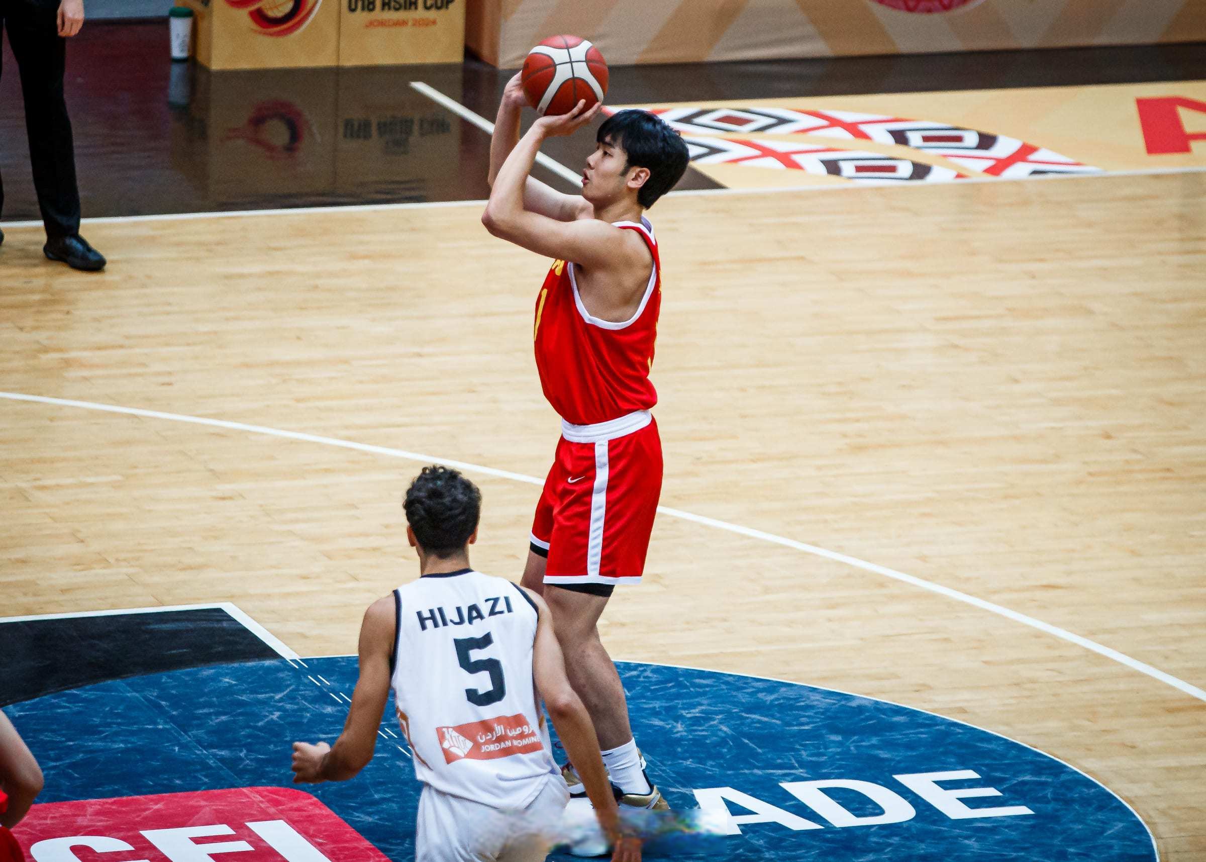 包含锐不可挡！一位选手横扫全场的词条