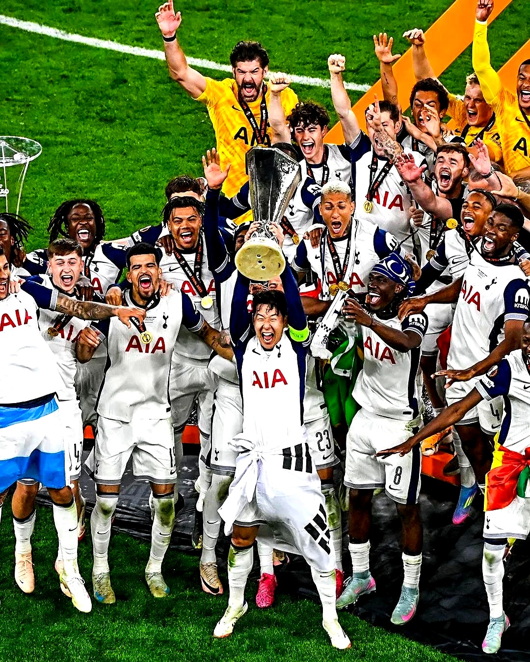 尤文-热刺,坎瓦尼传射助球队晋级 尤文-热刺,坎瓦尼传射助球队晋级