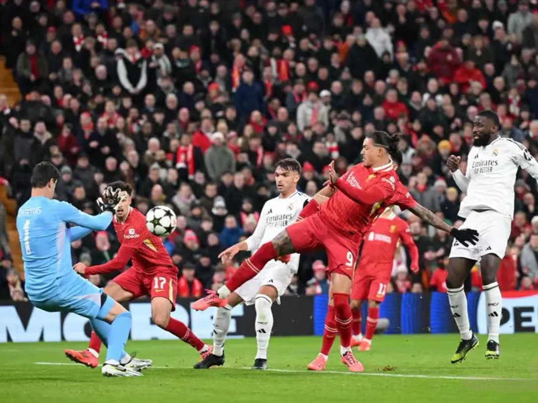 利物浦在欧冠淘汰赛中表现不俗，晋级希望大增的简单介绍