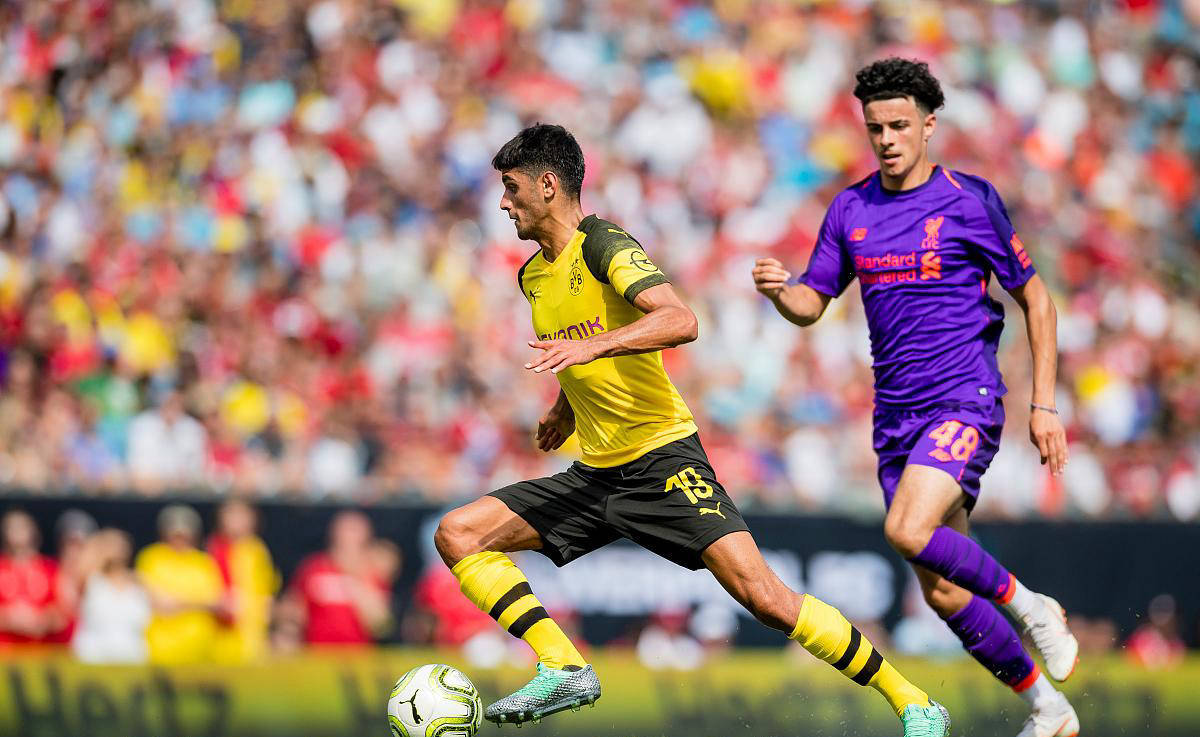 多特蒙德主帅安排战术，决心继续保持不败