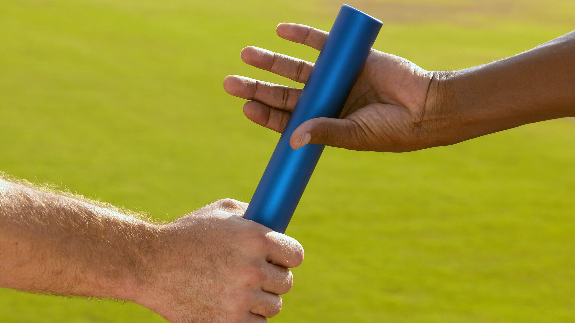 天山雪豹鏖战金州雄狮，周琦点燃赛场，定义东方力量